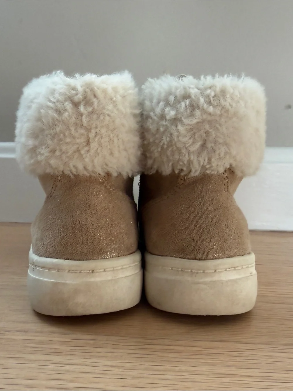 Cupcakes and Cashmere Kids Girls’ Faux Fur High-Top Wedge Sneakers – Size 12